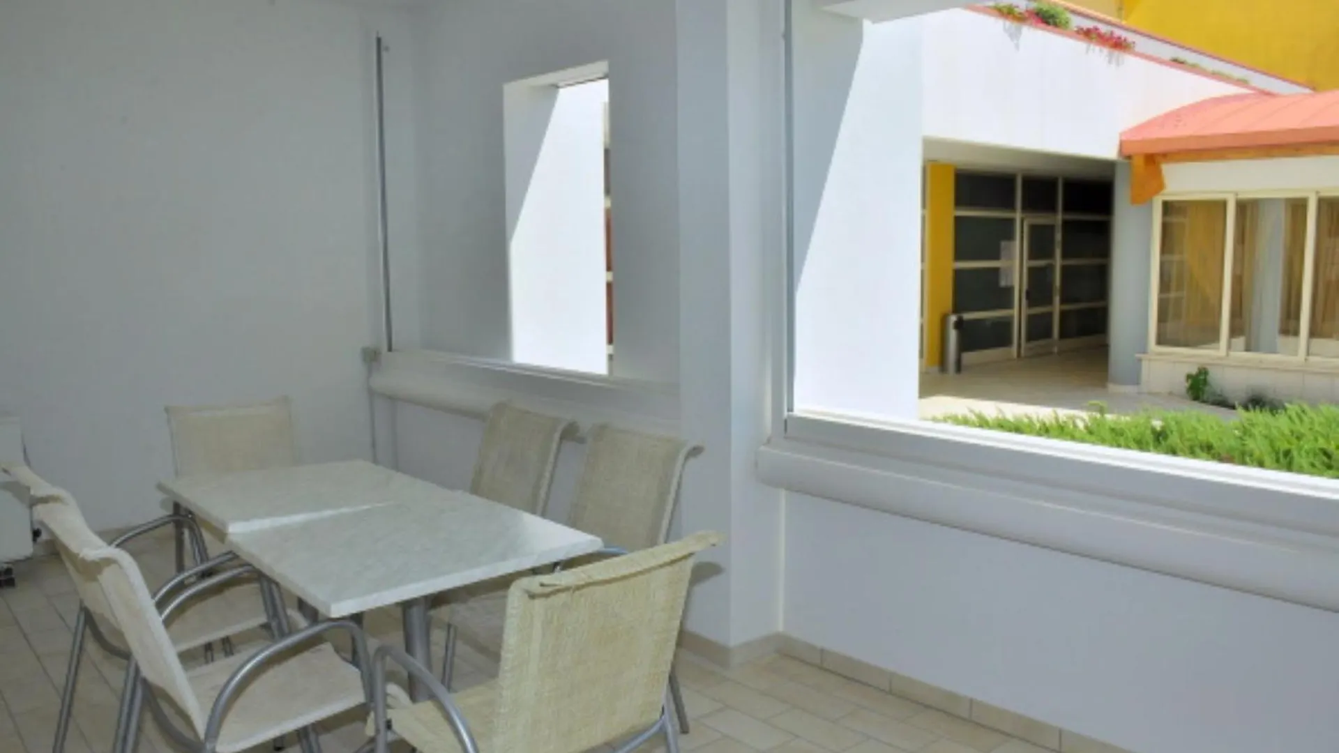 Flat With A Spacious Sunny Terrace - Beahost Bibione